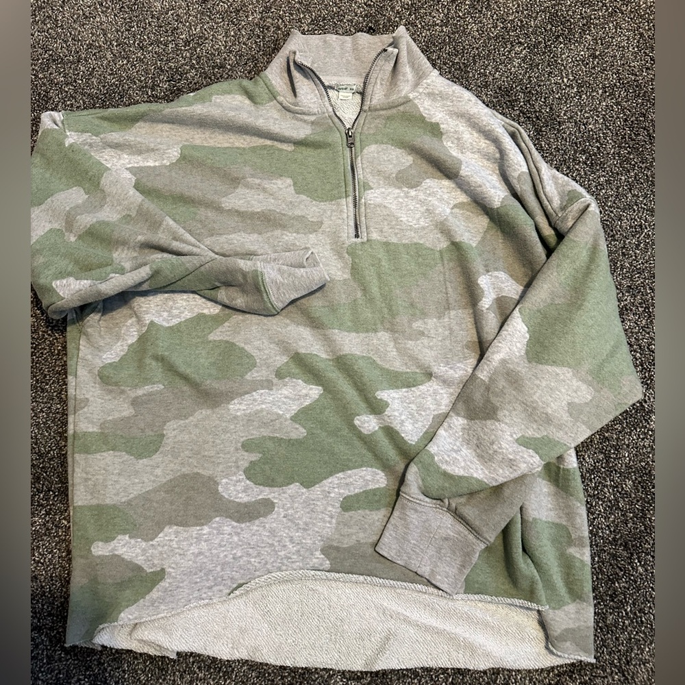 Aerie Long Sleeve (Slight Crop)